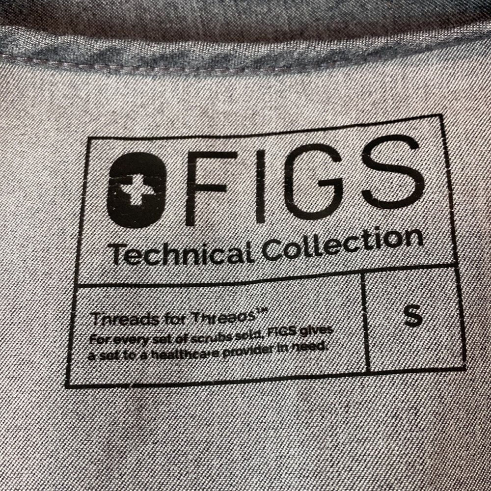 Figs Scrub Top - Picture 11 of 13